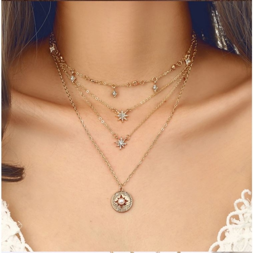 Four Strand Star and Pearl Neckalce